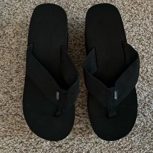 Scott Hawaii flip flops size 9